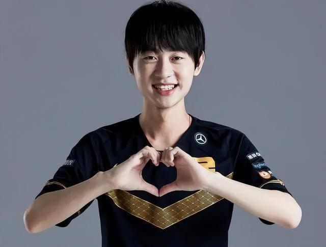  Rookie新星关键助攻表现惊艳，湖人未来可期！-爱游戏体育app下载